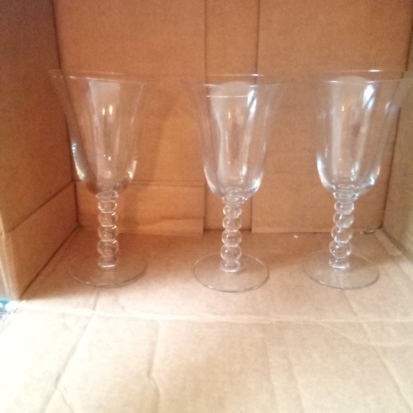 Vintage Candlewick bubble stem wine glasses - Picture 1 of 1